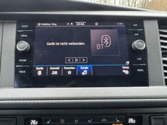 Fahrzeugabbildung Volkswagen T6.1 Caravelle Comfort Navi LED el.Tür Klimaaut.