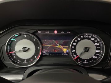 Volkswagen Touareg - 7