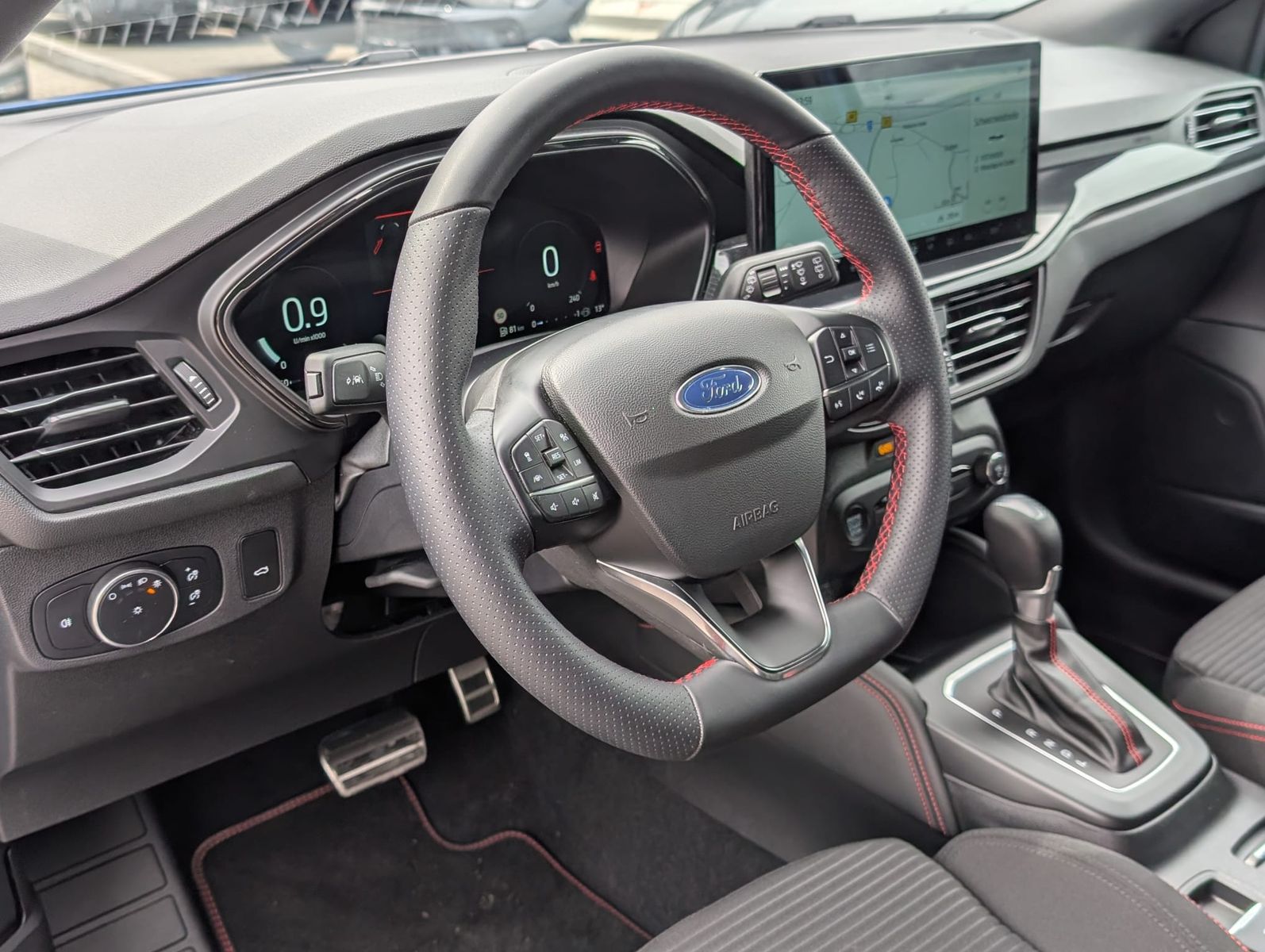 Fahrzeugabbildung Ford Focus 1.0 ST-Line X MATRIX*B&amp;O*ACC*KAM*APP*LHZ