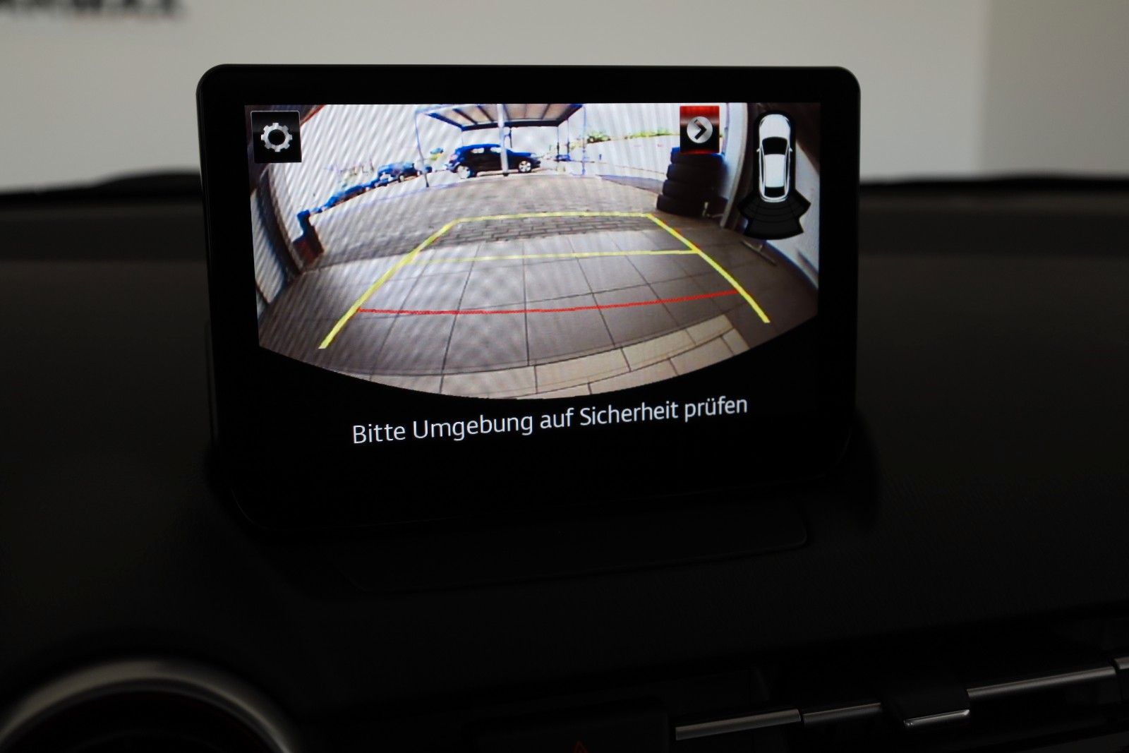 Fahrzeugabbildung Mazda 2 Lim. Homura Navi,Kamera,SH,PDC,Apple CarPlay