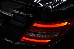 MERCEDES-BENZ C 63 AMG Coupe*H&K*PANO*LEDER*LED*MEMORY*DISTRON MERCEDES-BENZ C 63 AMG Coupe*H&K*PANO*LEDER*LED*MEMORY*DISTRON