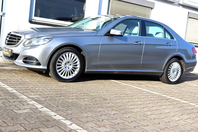 Mercedes-Benz E 220 CDI DPF ELEGANCE-PAKET *1-HAND / Gepflegt