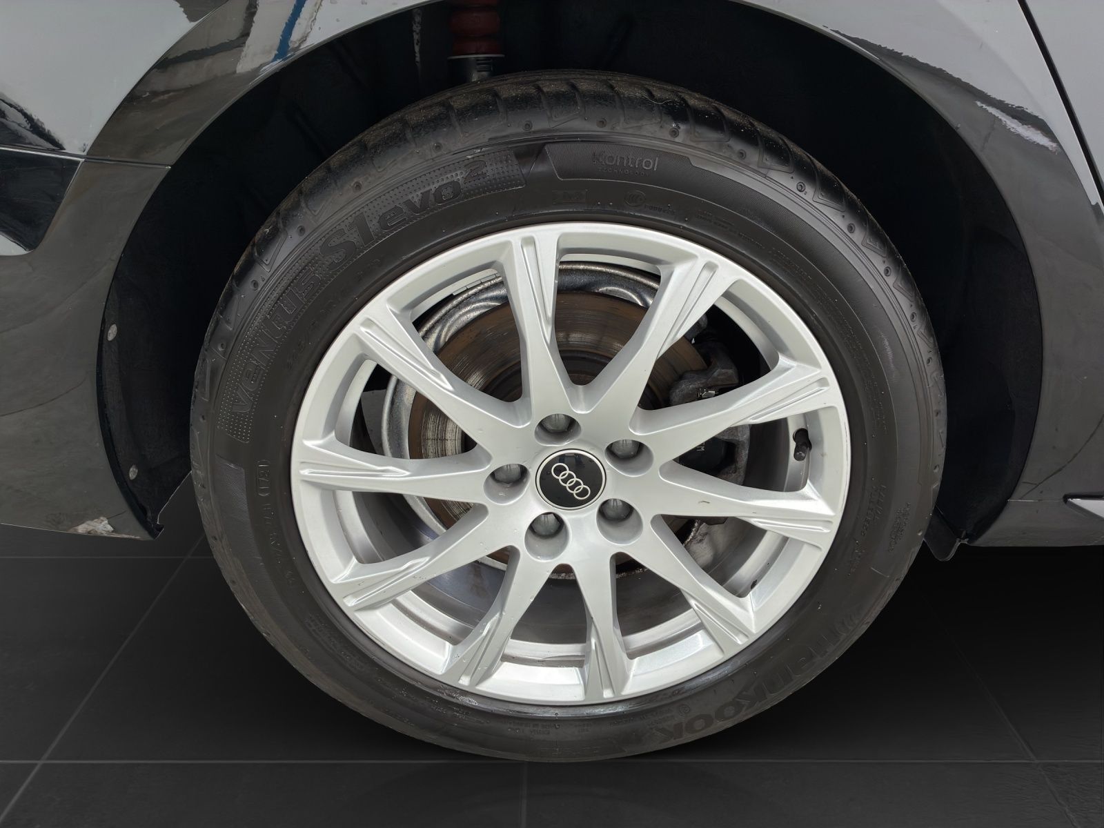 Audi A4 - Bild 9