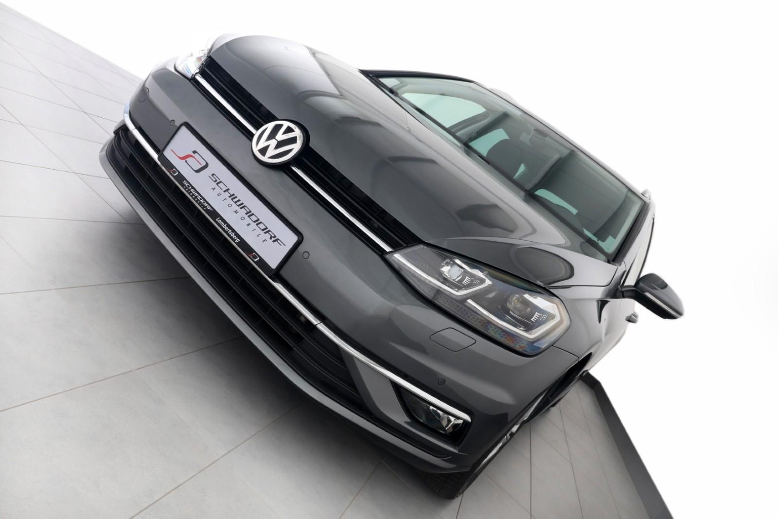Volkswagen Golf VII 1,5TSI BMT DSG Variant Highline ACC LED