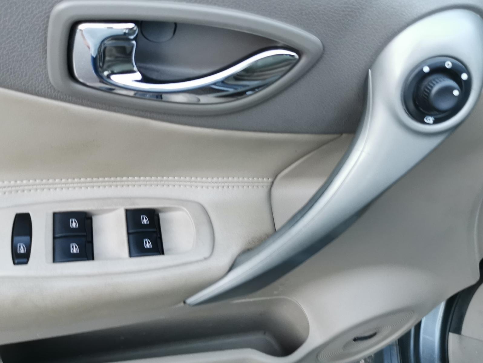 Renault Koleos 2009 — photo 24