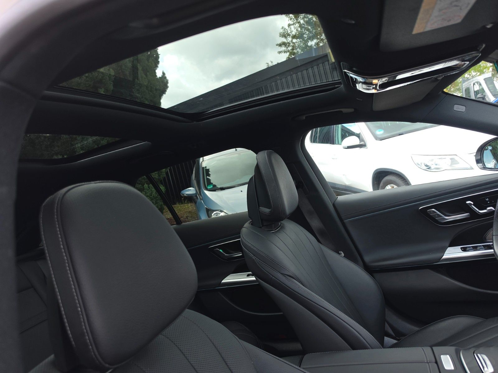 Mercedes-Benz E 300 de T 4Matic AMG Line Advanced+*Superscreen foto 15