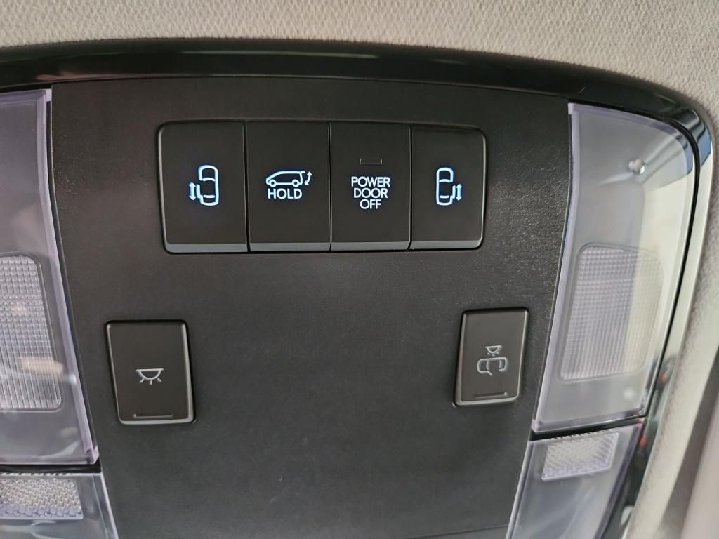 Fahrzeugabbildung Hyundai STARIA (9-Sitzer) HEV 1.6 T-GDI 2WD 6-AT Trend