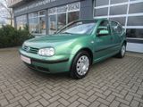 Volkswagen Golf 1.6 Comfortline Klima FH Scheckheft !!! - Volkswagen Golf aus 2002: 1.6