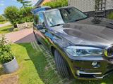 BMW X5 xDrive35i - - BMW X5 mit Schiebedach