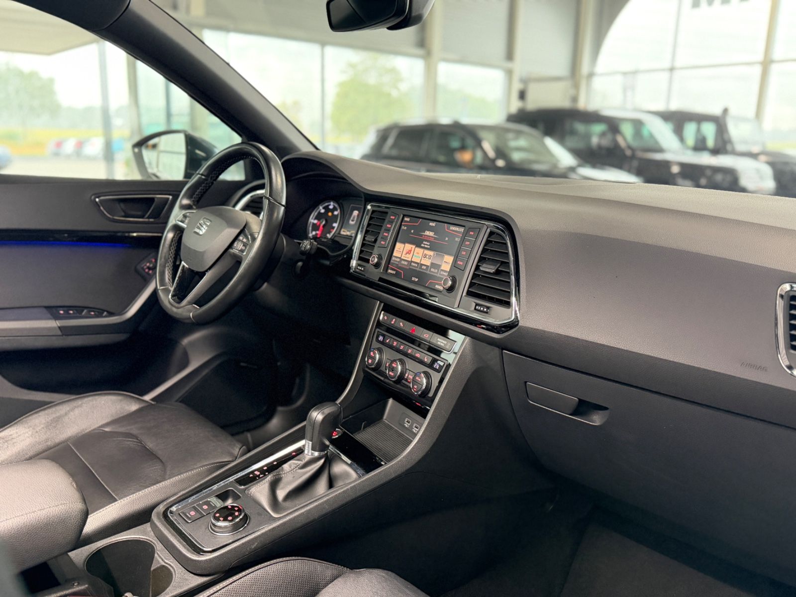 Fahrzeugabbildung SEAT Ateca 2.0 TDI Xcellence 4Drive 360°-Kamera ACC