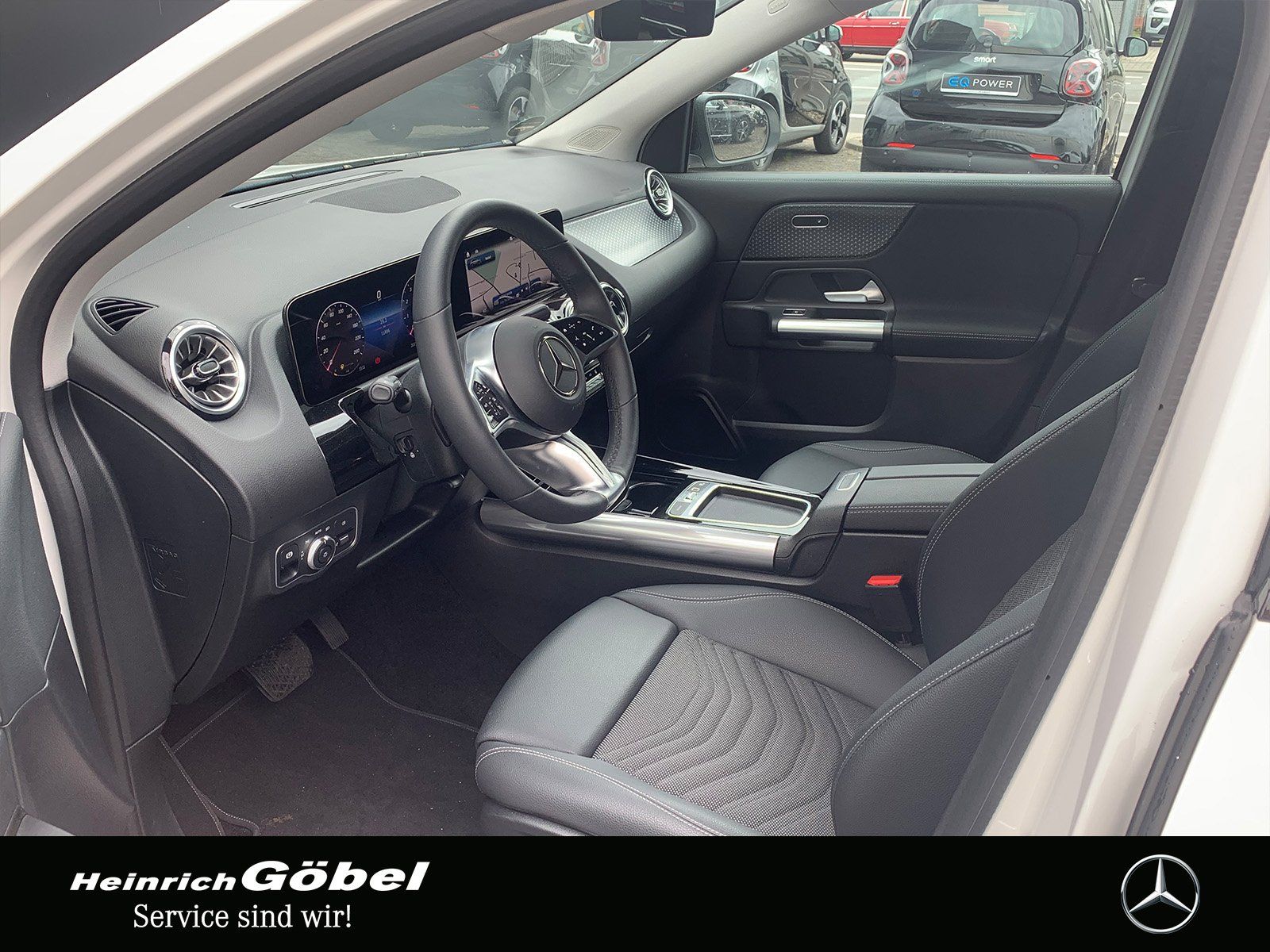 Fahrzeugabbildung Mercedes-Benz GLA 180 Progressive (EURO 6e)