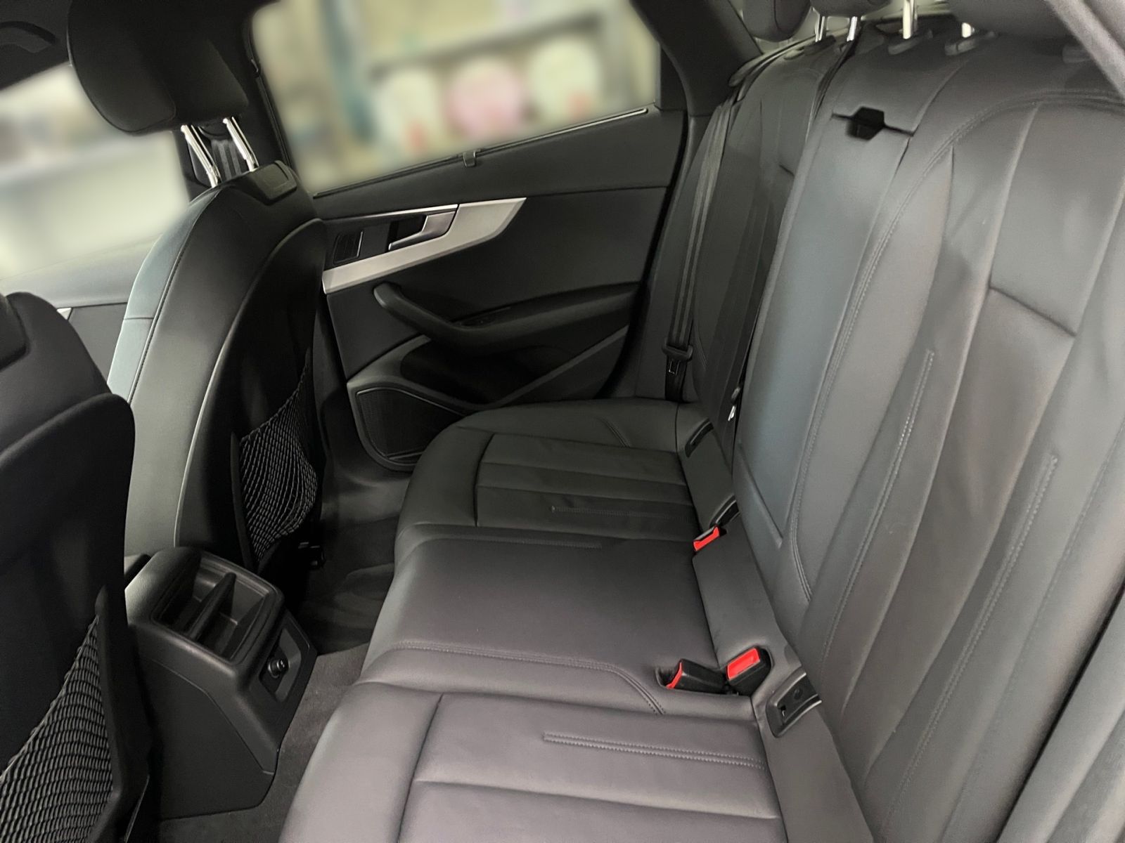 Audi A4 - Bild 11