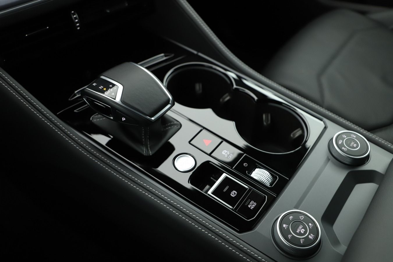 Volkswagen Touareg - Bild 12