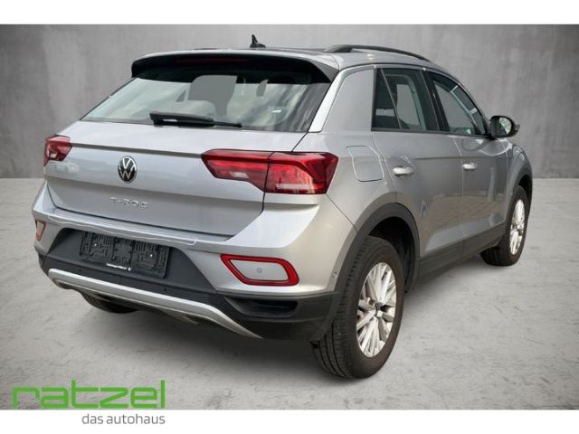 Fahrzeugabbildung Volkswagen T-Roc 1.5 TSI DSG Life LED ACC App Connect Digit