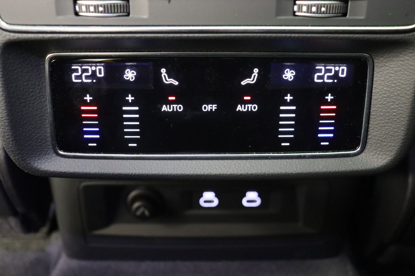Audi RSQ8 - Bild 18