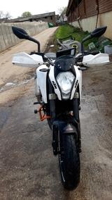 KTM Duke 125 - MOTORRAD VON 81 BIS 125 CCM