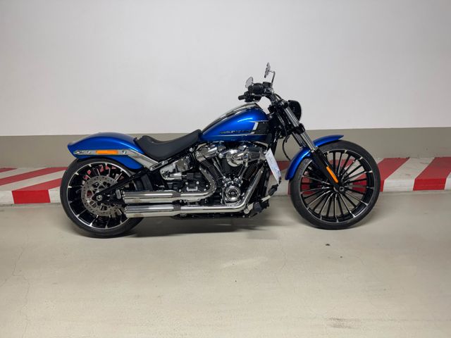 Harley-Davidson Breakout FXBR incl. Umbau