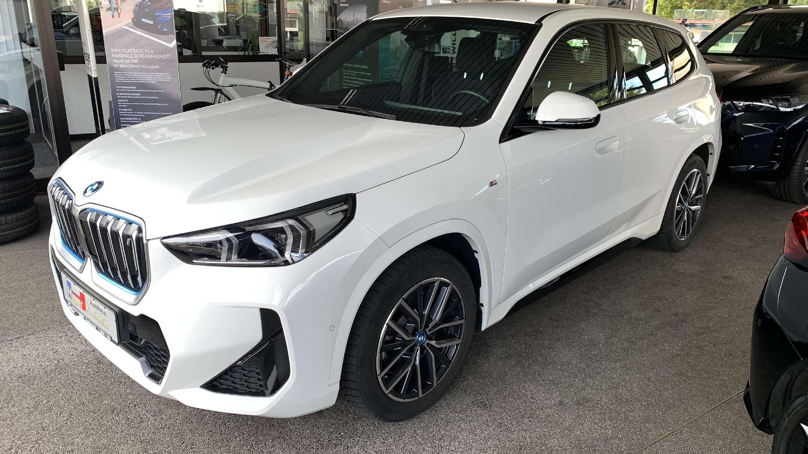 BMW iX1 30 xDrive M Sport