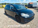 Toyota Avensis Verso. 2,0 VVT-I Gebrauchte auto - Toyota Avensis Verso Benziner Gebrauchtwagen