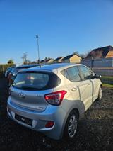 Hyundai i10 Intro Edition - silberne Hyundai i10