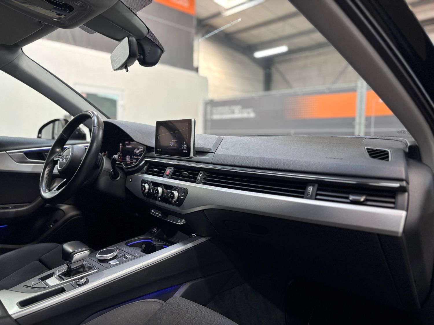 Fahrzeugabbildung Audi A4 sport Avant Virtual#LED#Ambiente#Tempomat