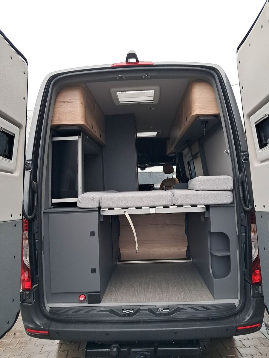 Fahrzeugabbildung Pössl Roadstar X Mercedes 190 PS Autark Paket, AHK