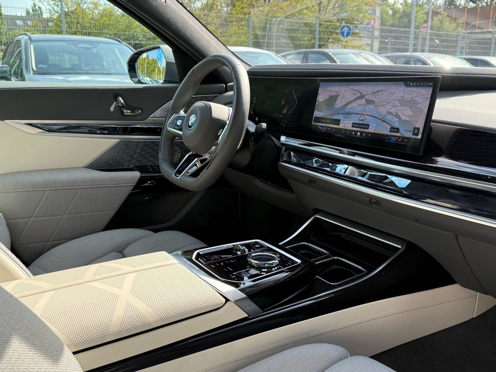 BMW 750 - Bild 33