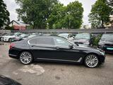 BMW 740 L d xDrive Individual*Panorama sky Lounge - BMW 7 Series in München