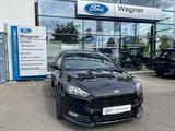 Ford Focus 2,0 EcoBoost ST Leder-Sport-Paket - Ford Focus mit Benzin-Antrieb: Limousine, 2.0