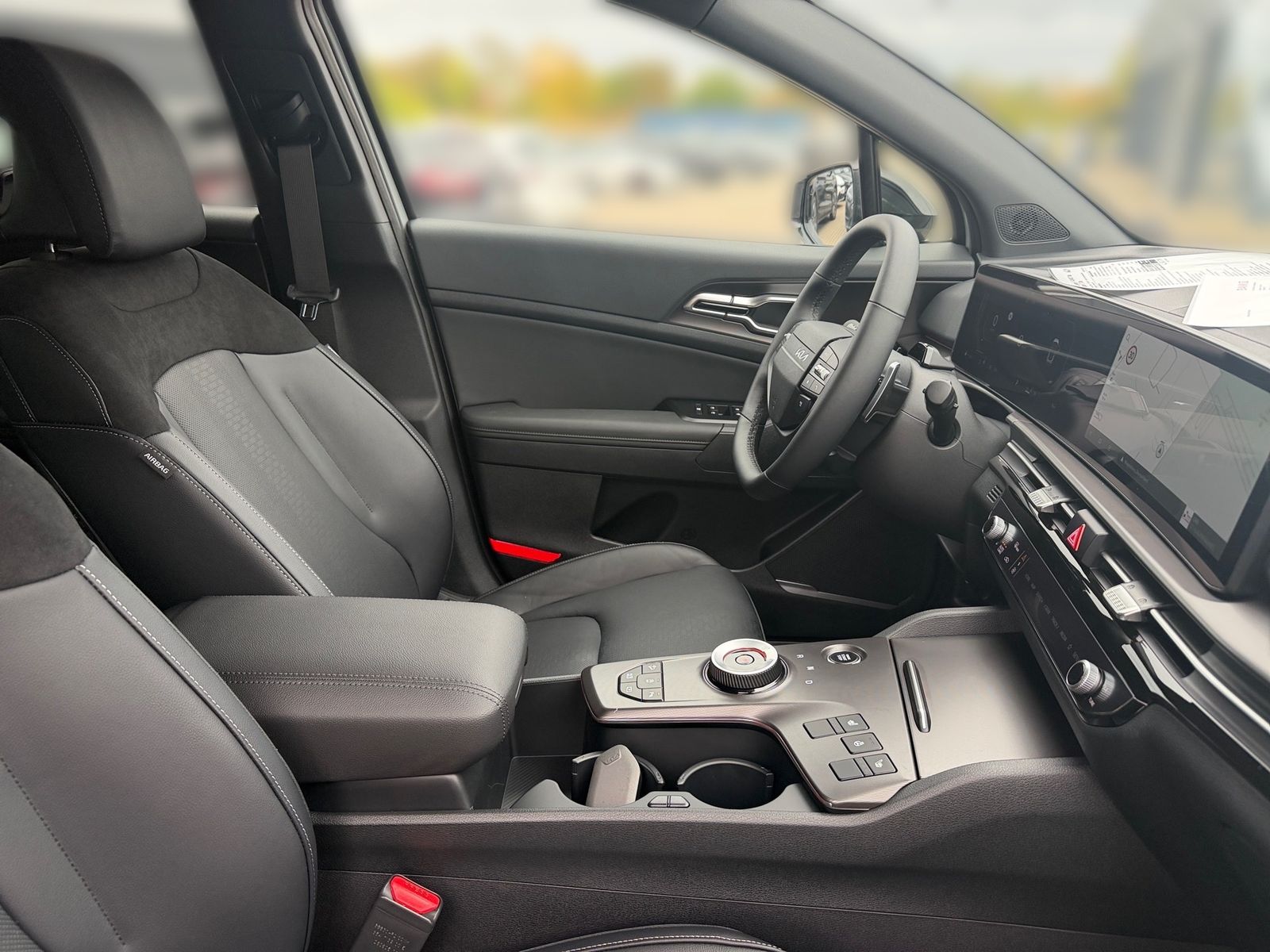 Fahrzeugabbildung Kia SPORTAGE 1.6T AWD DCT BLACK ED SD DRIVE