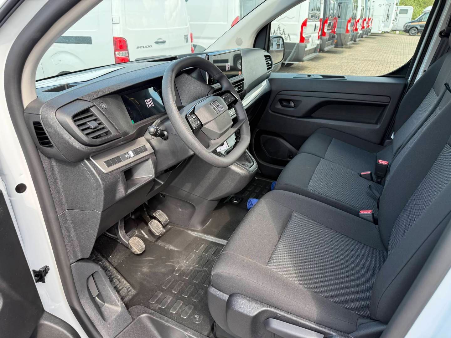 Fahrzeugabbildung Fiat SCUDO KAWA L3 2.0 145 AT8 S&S