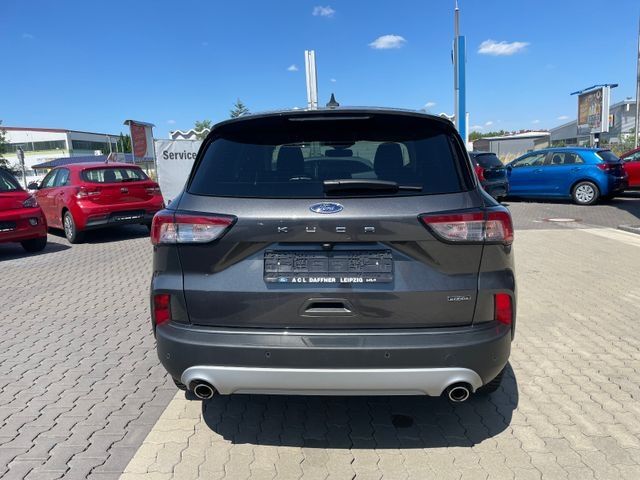 Fahrzeugabbildung Ford Kuga Plug-In Hybrid Titanium X