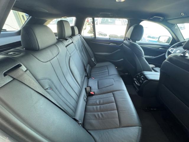 BMW 530 i xDrive Tour. A M Sport 19'' Leder AHK Alar