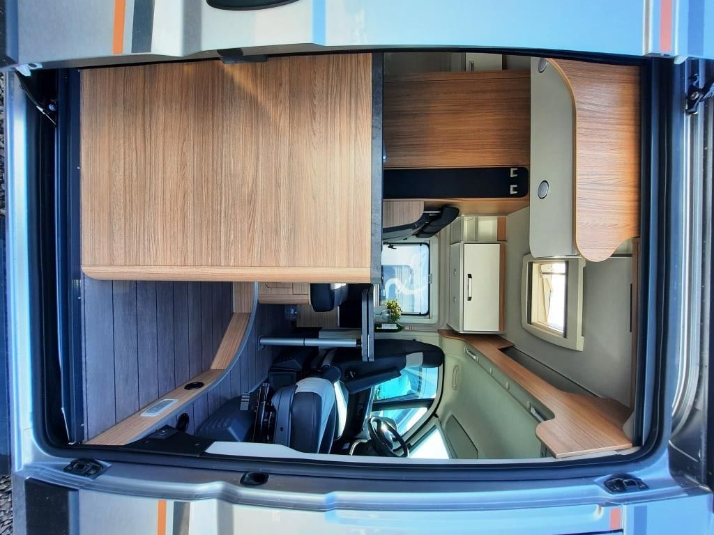 Fahrzeug Übersicht 9 Fahrzeugabbildung Weinsberg CaraBus EDITION FIRE 600 ME Verfüg./Sparen Sie 8