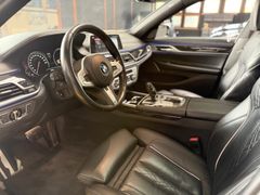 BMW 750d xDrive/M PAKET/GSD/LASER/H+K/FERN.PARKEN