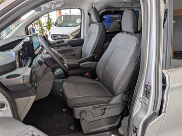 Ford Tourneo Custom 2.0 EcoBlue  L1 Titanium