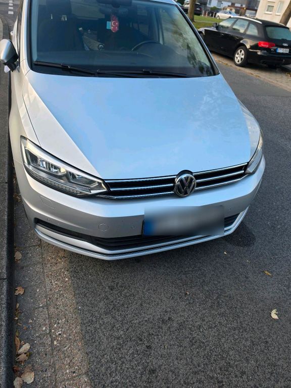 Image of Volkswagen Touran