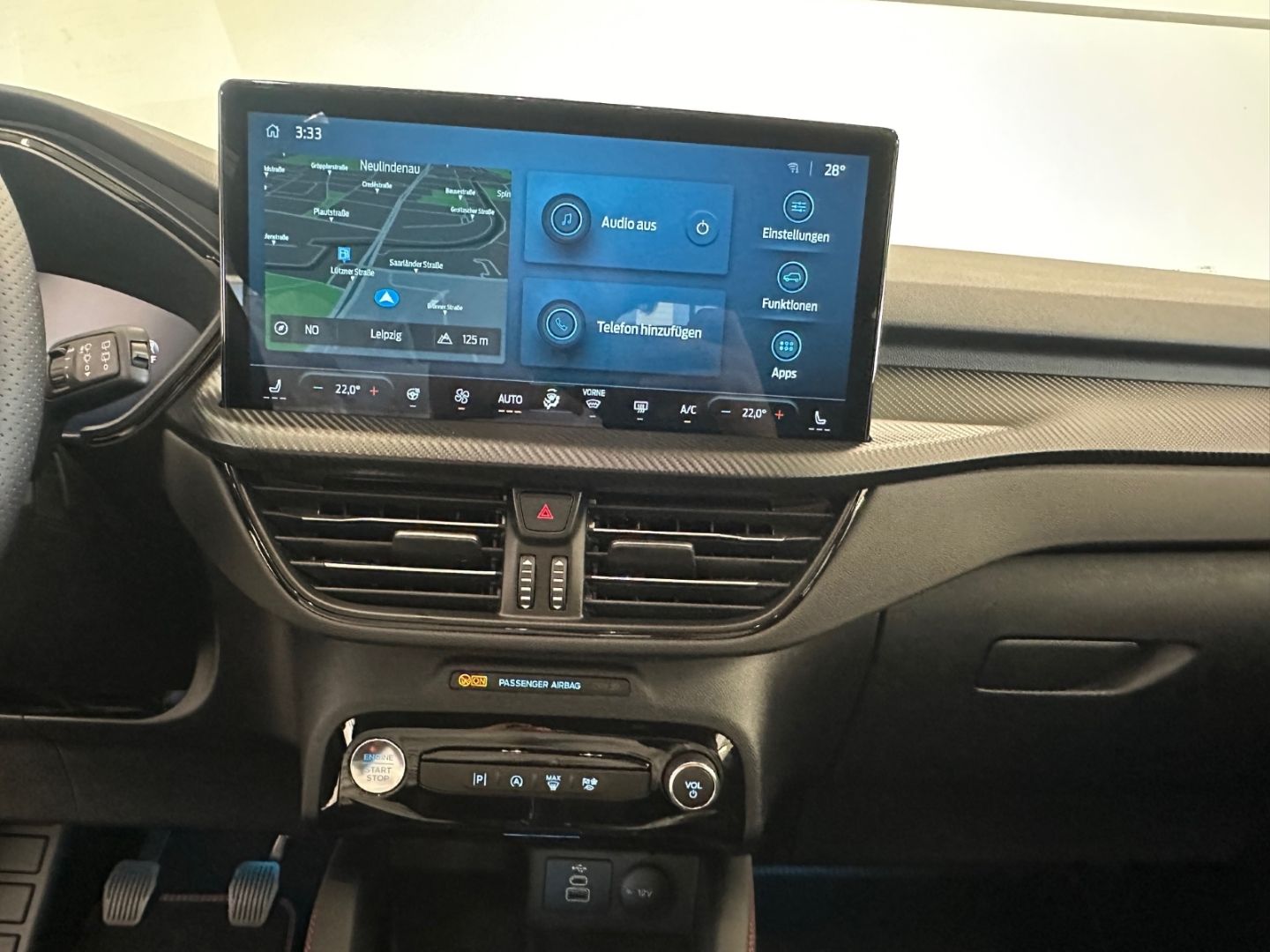 Fahrzeugabbildung Ford Kuga ST-Line 1.5 LED Kamera Induktives laden