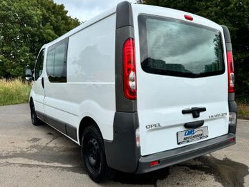 Opel Vivaro - 2
