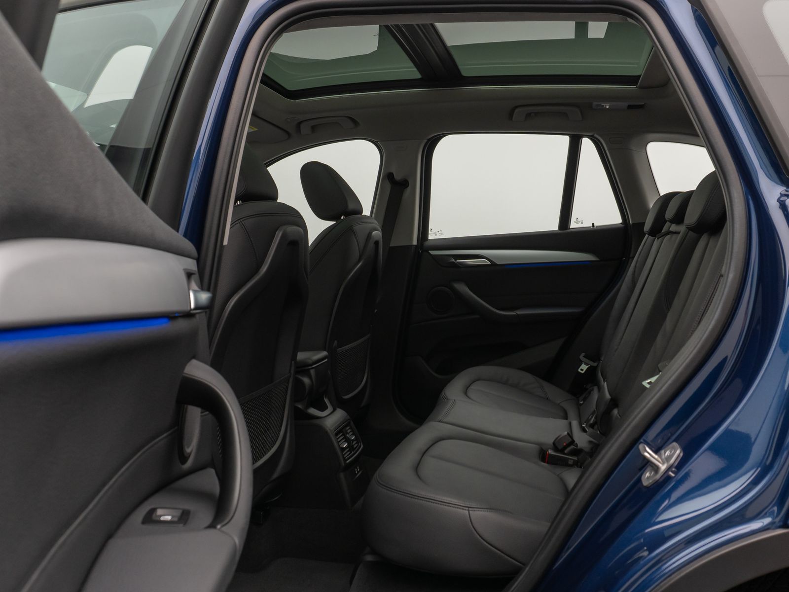 Fahrzeugabbildung BMW X1 xD20d ACC Kamera HUD DAB Memory Leder Panoram