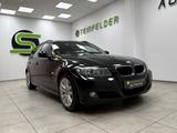 BMW 320D Touring TEMPOMAT / PANORAMA / AHK / NAVI - BMW 320 aus 2011: Kombi, 320d
