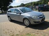 Opel Astra 1.6 Edition/Wenig KM!TÜV NEU/AHK* - Opel Astra aus 2009: Kombi