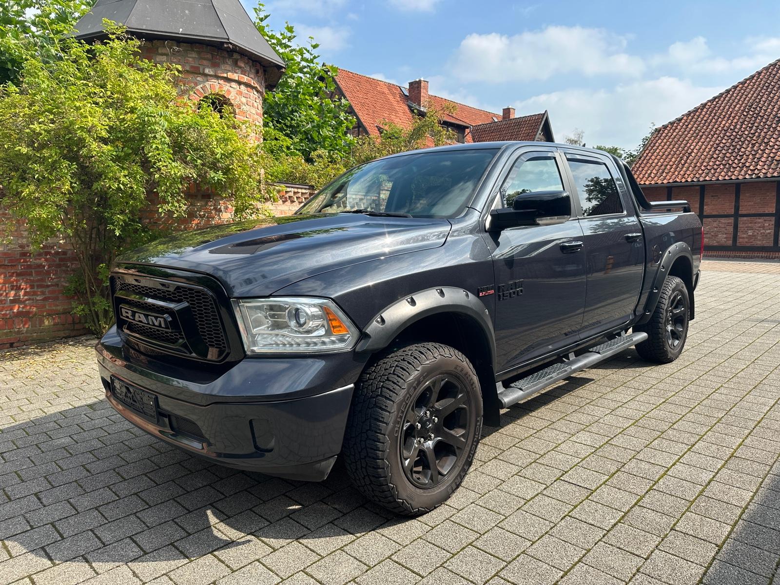 Dodge RAM 5.7 Hemi/Laramie/CrewCab/Sitzlüftung/AHK/Gas