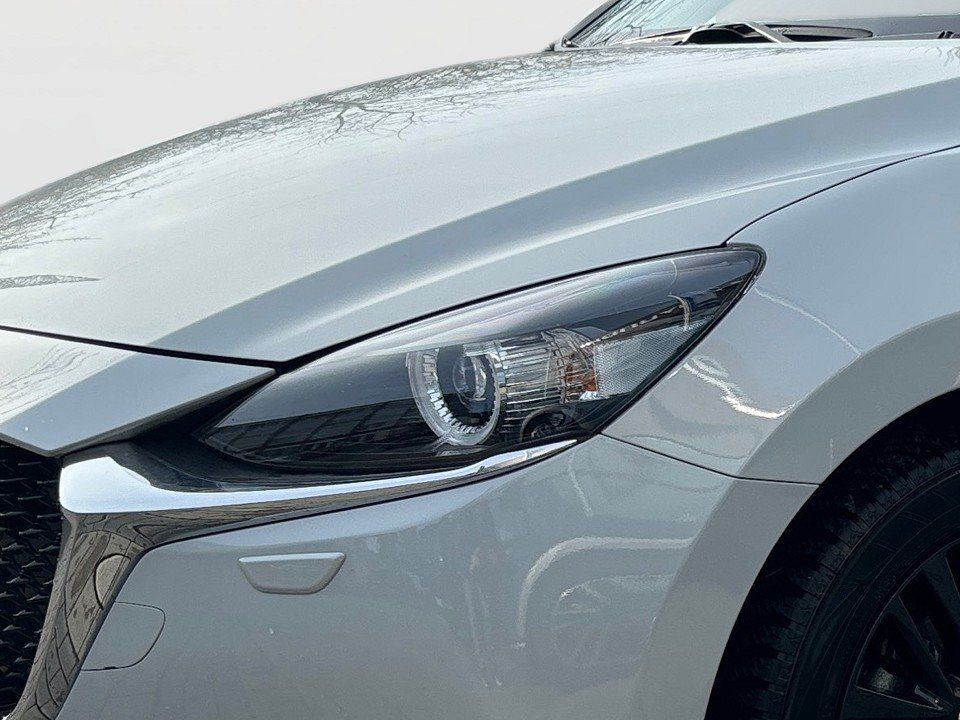 Fahrzeugabbildung Mazda 2 1.5i 90PS 6AG HOMURA TOU-P2