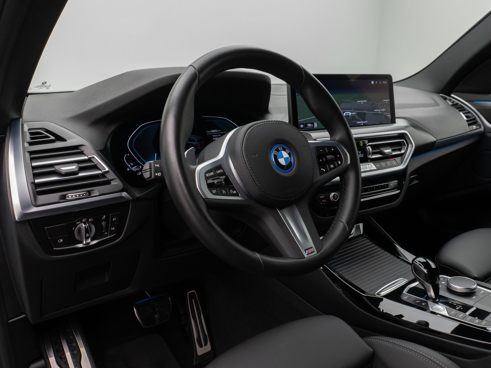 Fahrzeugabbildung BMW X3 xD30e M Sport Kamera Laser HUD DAB HiFi AHK
