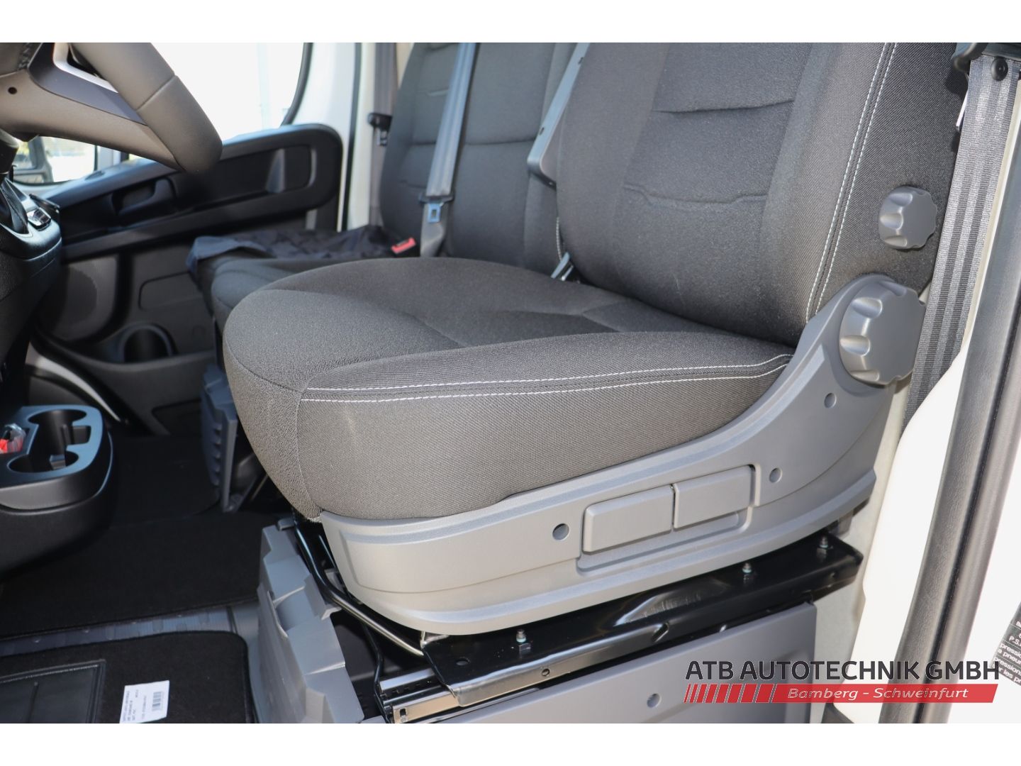 Fahrzeugabbildung Fiat Ducato Serie 2 MY26 KaWa L3H2 3,5T Diesel 140 AT