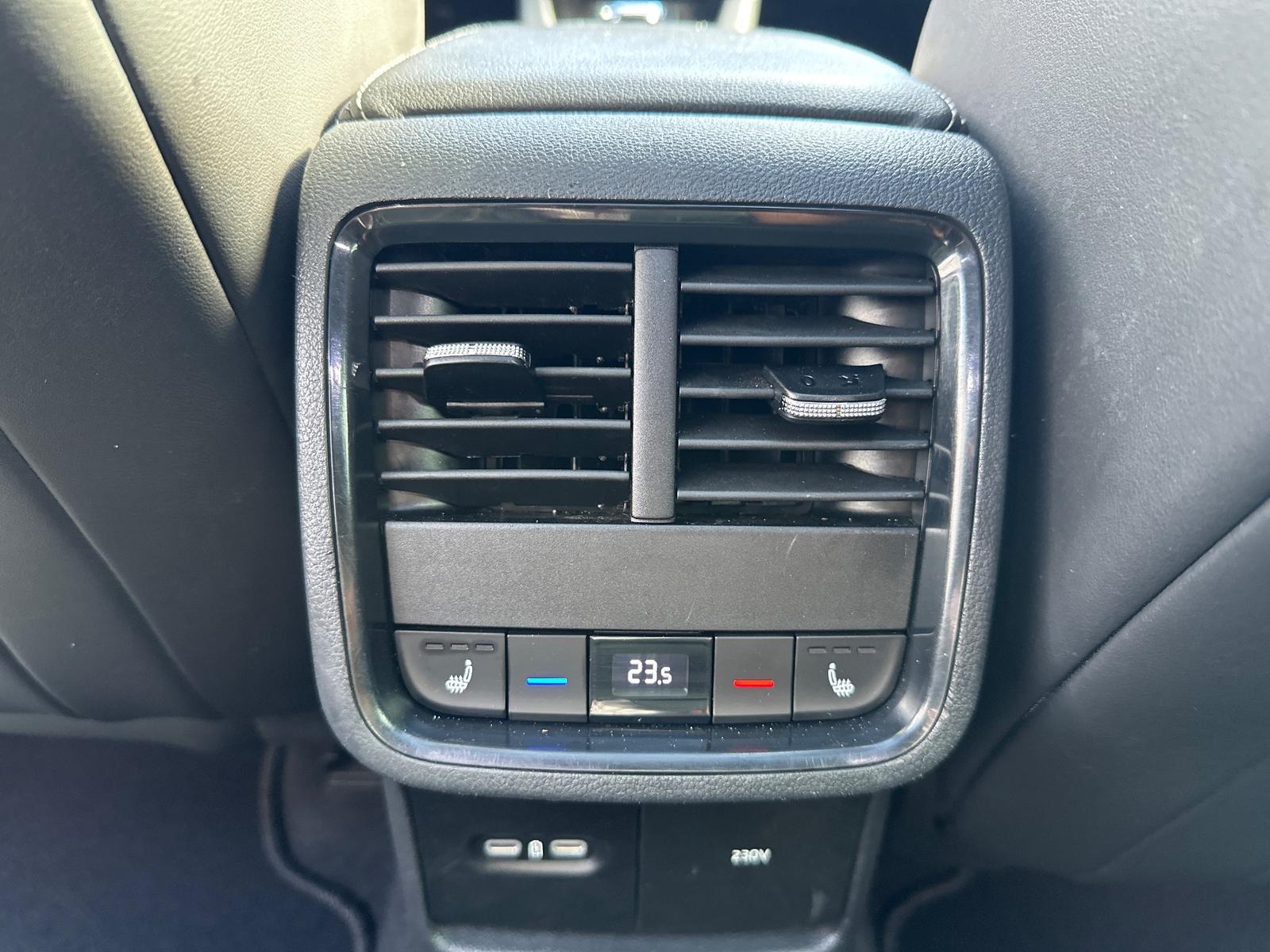 Skoda Octavia Combi 2.0 TDI RS 4x4 NAV+LED+PANO+KAMERA