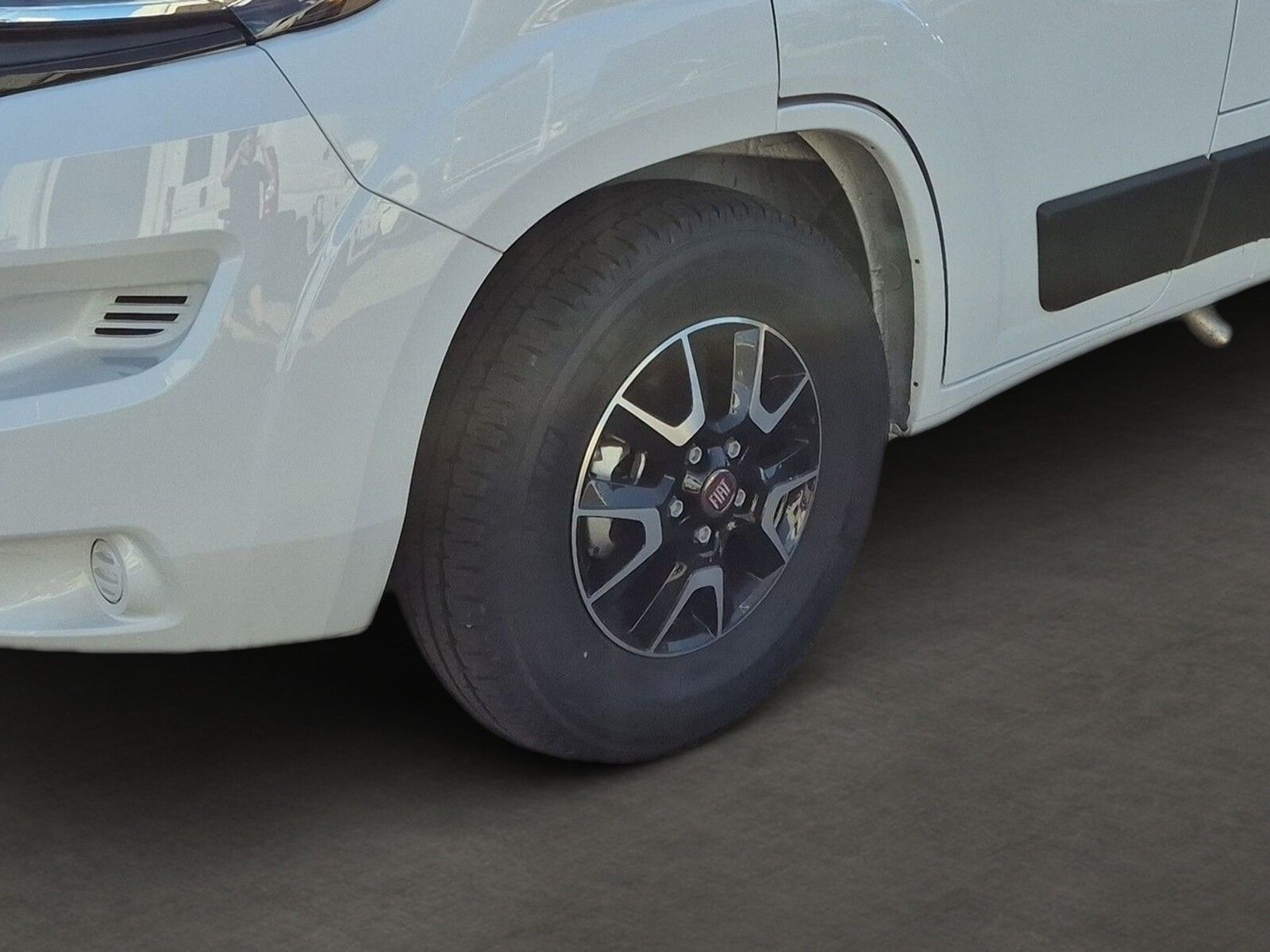 Fahrzeugabbildung Karmann Dexter DE 600 Concept Paket