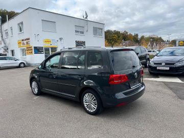 Volkswagen Touran - 6