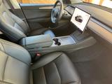 Tesla Model Y Long Range Dual Motor AWD Long Range - Tesla Model Y Gebrauchtwagen in Berlin